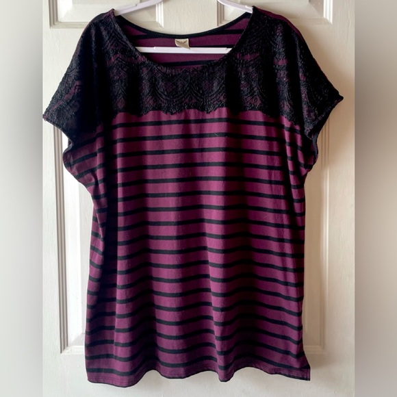 Faded Glory Tops - Faded Glory Plum Purple Black Stripe Lace Front Cap Sleeve Knit Top 4X 26W 28W